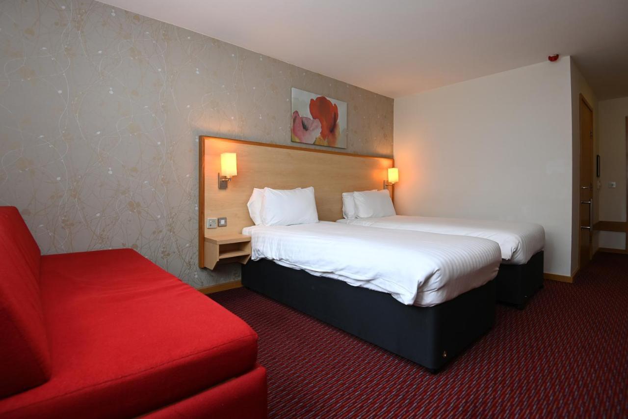 Meadow Farm Redditch By Marstons Inns Eksteriør billede